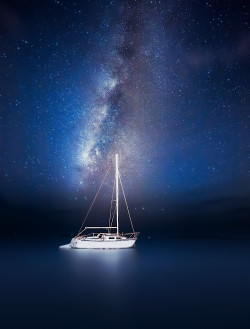 best-things:  The Milky Way and a Sailboat  