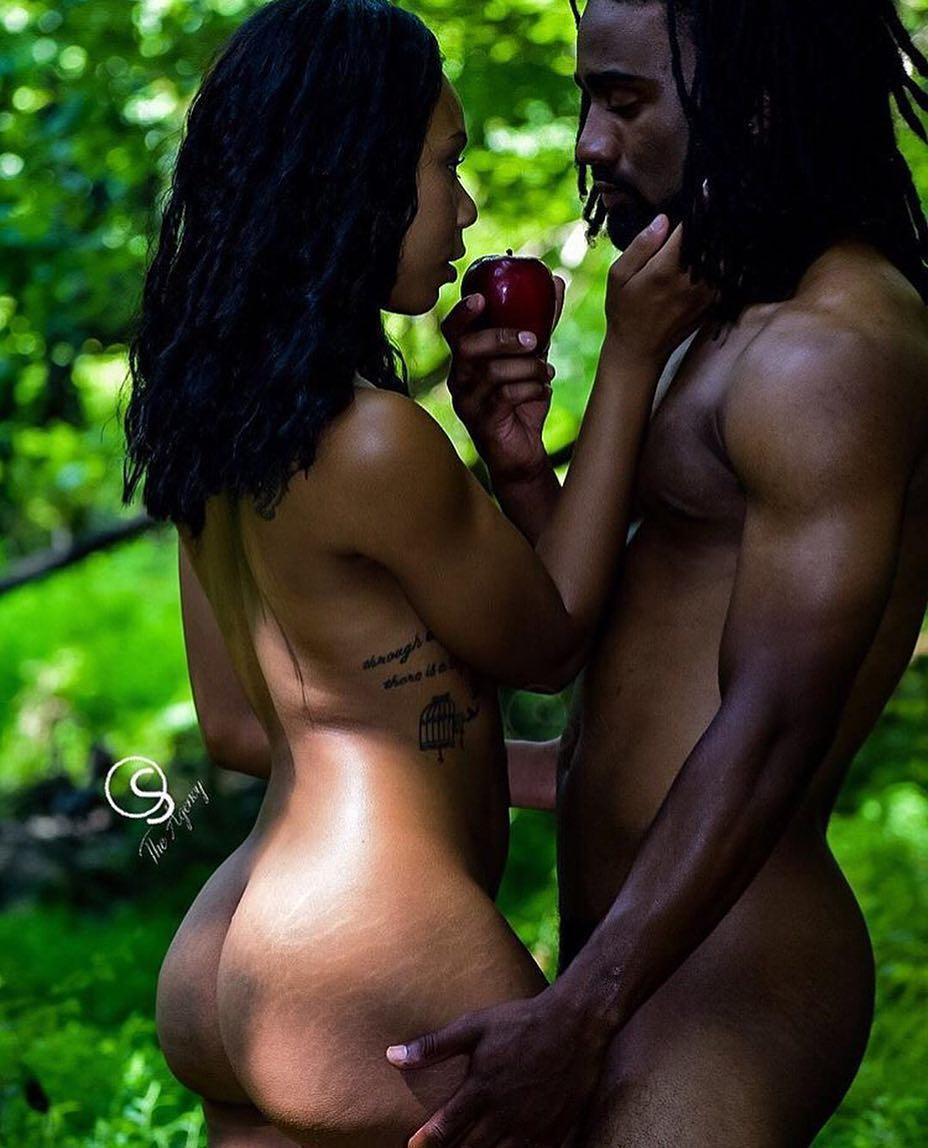 freakyhornyjagz:  Forbidden Fruit, for this reason we have pains today #gardenofeden