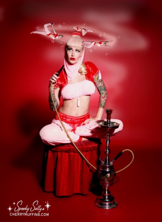 Alternative Pinups