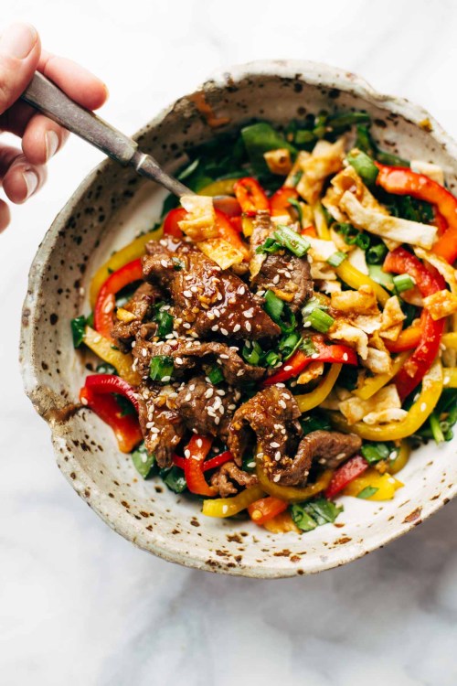 Korean BBQ Steak Bowl with Spicy Sesame Dressing