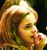 nevillles:  Happy birthday, Emma Watson! 