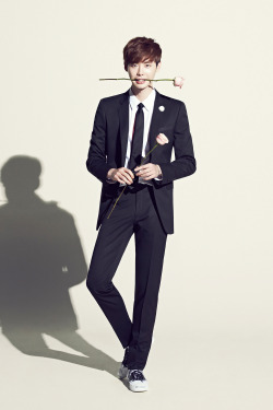 kpophqpictures:  [CF] Lee Jong Suk – MVIO