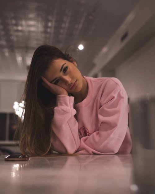fashionistasrus:  Instagram: bukuriemehaj