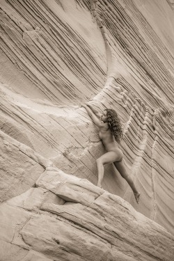 monique-poses:  Taken in 2015 by Craig Blacklock in Lake Powell, UT