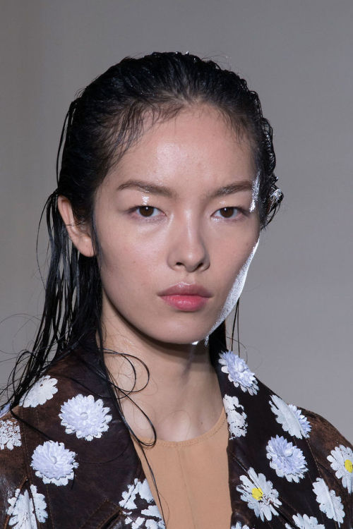 bodyfluids:  Fei Fei Sun at Maison Martin Margiela Spring 2015 