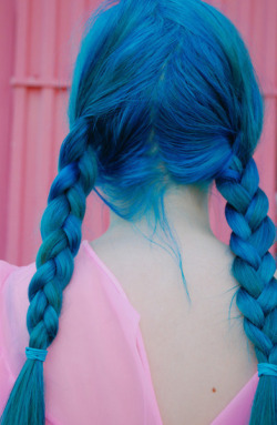 Blue Hair | Via Tumblr No We Heart It. Http://Weheartit.com/Entry/60438592/Via/R_B_K