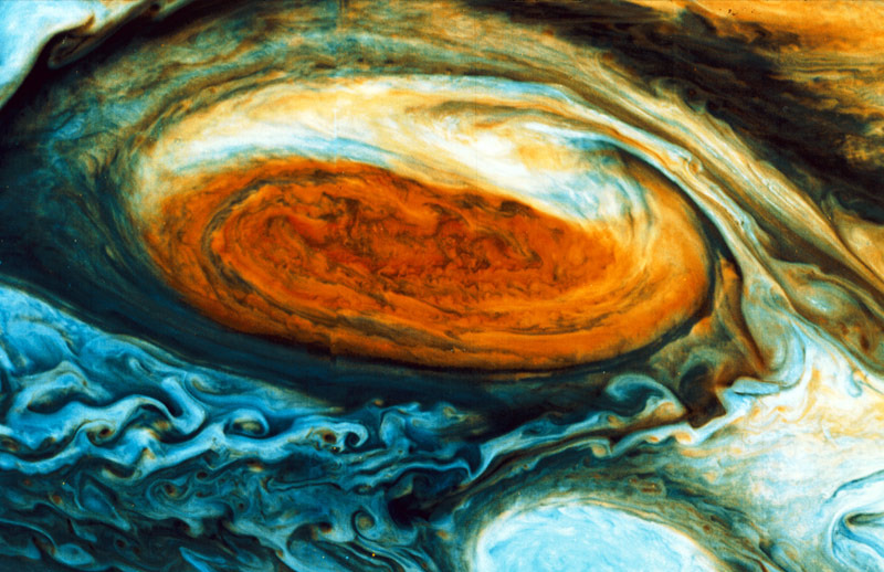 sci-universe:  Different views of Jupiter’s Great Red Spot – an atmospheric storm