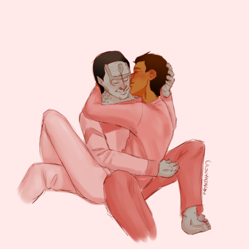 chekov-and-hobbes:(cuddle with a kiss for @eilupt)