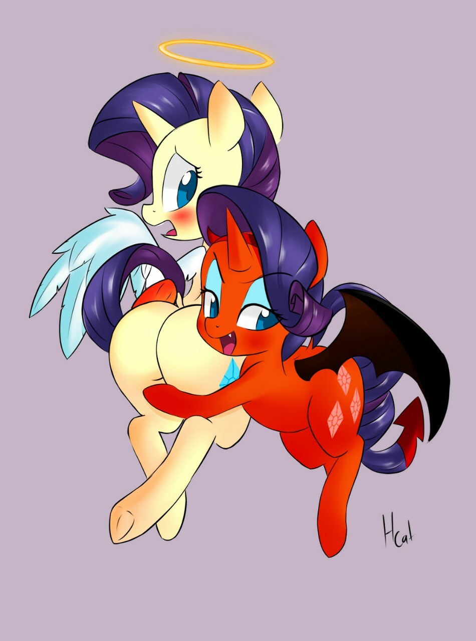 rodhe09:  One is a gif for a friend of mine and a rarifan Plot hero xD   ;9