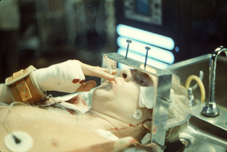 passingafternoons:Behind The Scenes ➡ Re-Animator (1985)