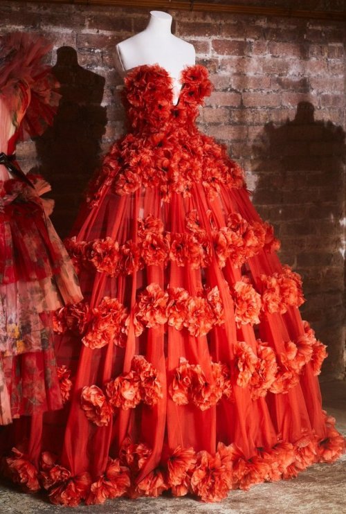 MCQUEEN A three-dimensional poppy red, organza flower crinoline dress from the Alexander McQueen Spr