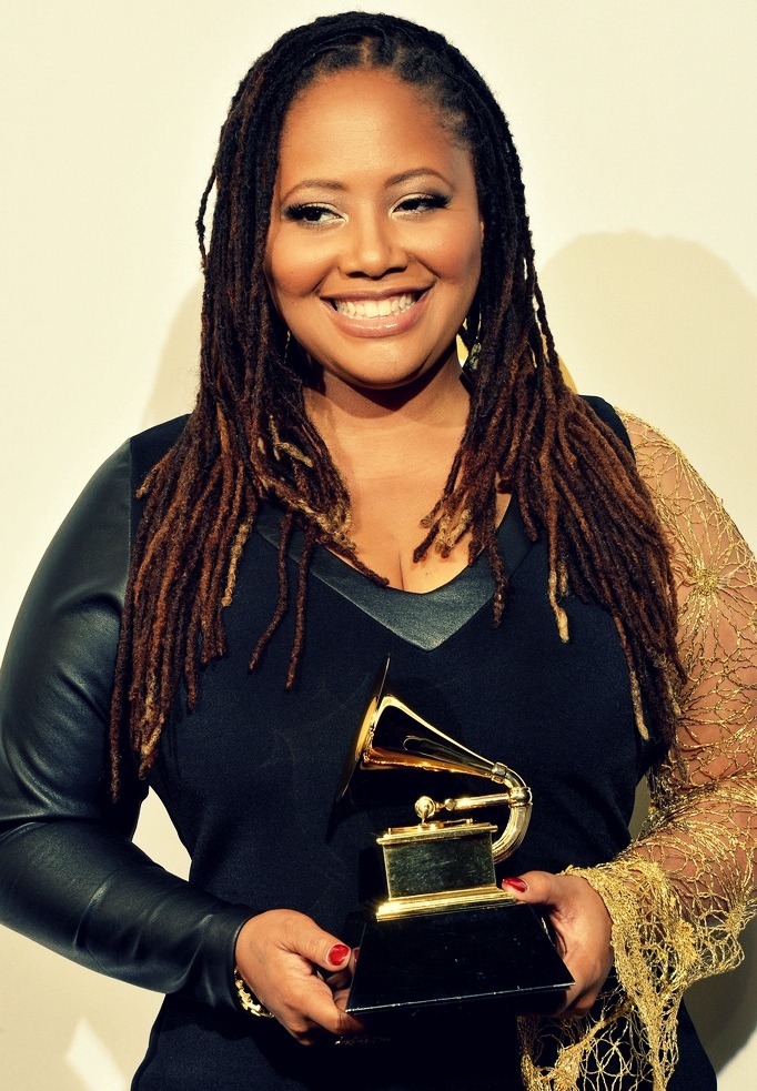 bigbeautifulblackgirls:  Congrats Lalah Hathaway! Best R&amp;B Performance -