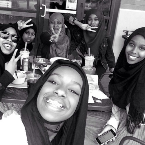 sulekhachan: A bunch of melanin I’m the one on the right