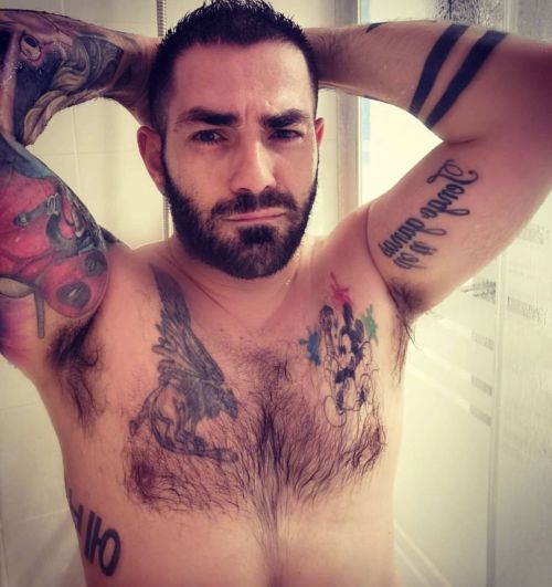 https://64.media.tumblr.com/5ec85da2f10cef6fd571c2086baf8e2d/ed09a93419bda159-47/s500x750/001f4fe3aba80332167ab33df62680e16a3c0768.jpg