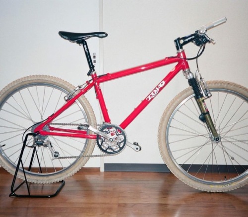 happybiketaro:More than 20 years ago Toyo Premier aluminum frame. It is still alive as longtailbike.