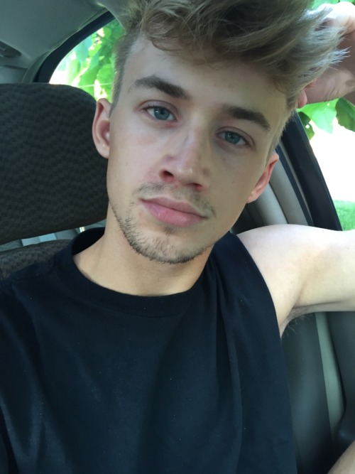 futtbucking:  TGIF