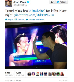 buzzfeedceleb:  Drake and Josh: bros for