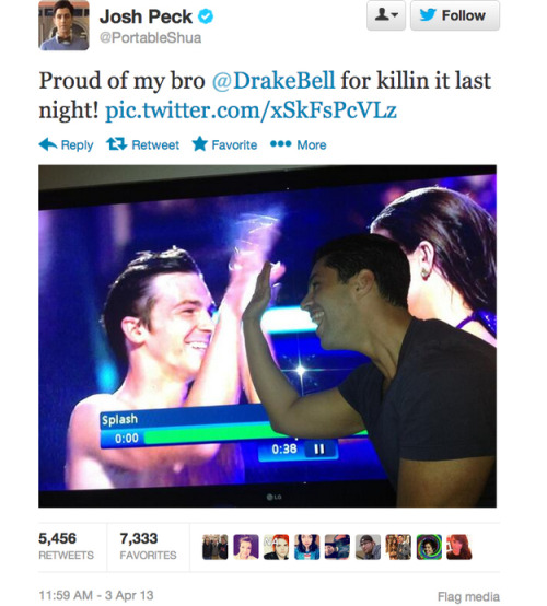 jalim23:  buzzfeedceleb:  Drake and Josh: bros for life.  fucking love josh peck 