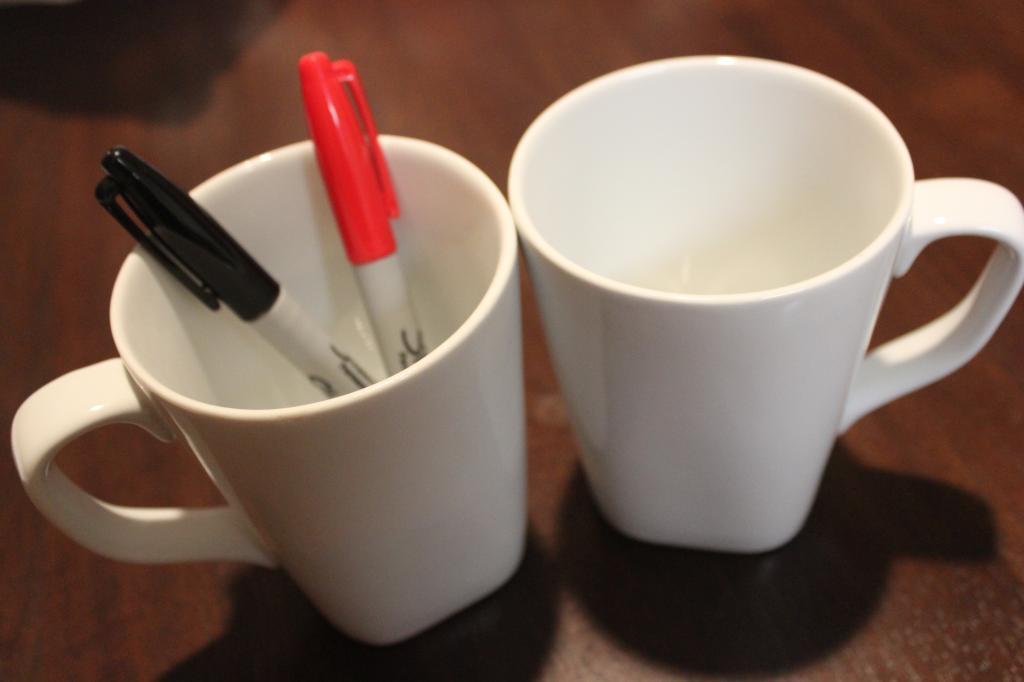 emotionalhooligan:  Long Distance BFF Mugs I thought of my BFF Sammy back in UT and