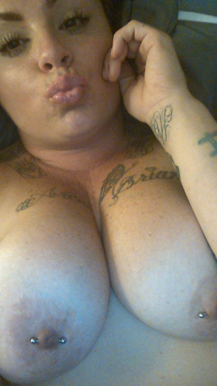 suggatittzz187:  suggatittzz187:  A lil hair never killed anyone lol  Tattoo expo