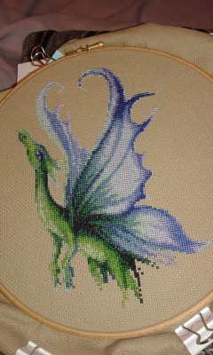 ethansembroidery:  shadowsonthewalls: Happy