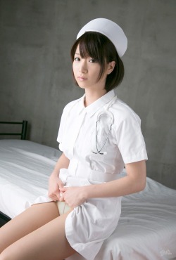 nurse-girl:  神谷まゆ