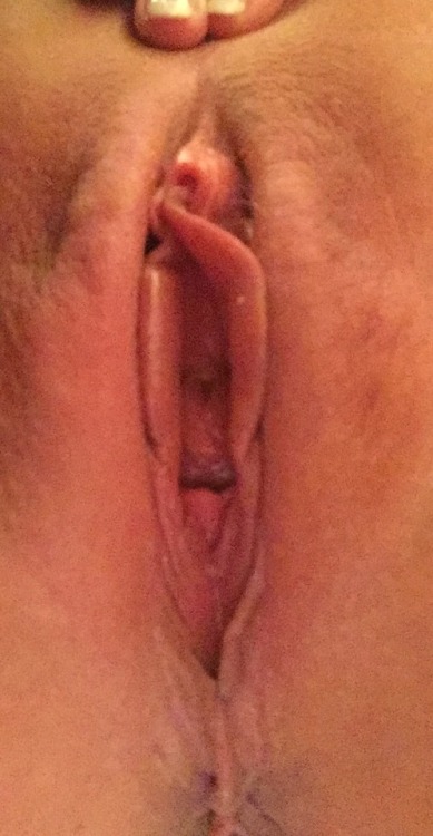 carlinacouple: Ashley here! Concord sure does have some nice pussy! Can’t wait till I can tast