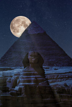 elhieroglyph:  The Dark Side of the Pyramid