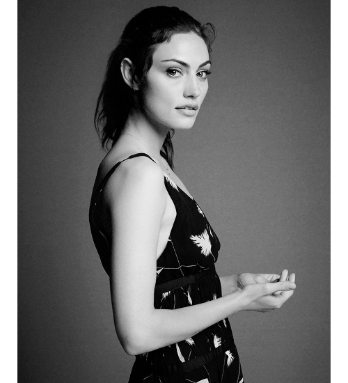 Phoebe Tonkin