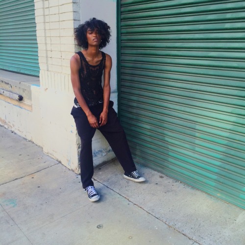 postpunkfaery:itsarifitz:hot af, so had to break out the lace tank.holy shit