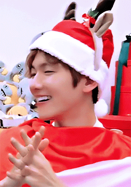 Baek The Halls 1/? // The Cutest Reindeer (161223)