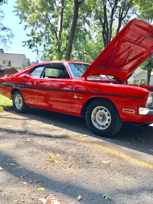 I enjoyed seeing this 1971 Dodge yesterday at a local carshow. My first car (in 1978) was a ‘7