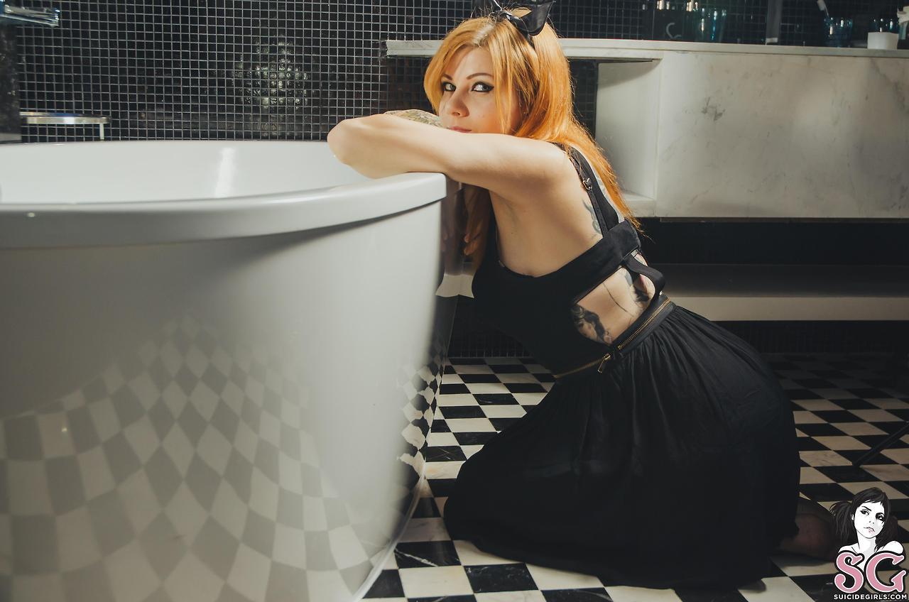 leolux901:  Satelina - Cat Pleasure