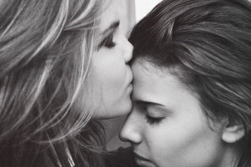 Boy And Girl Kissing Tumblr