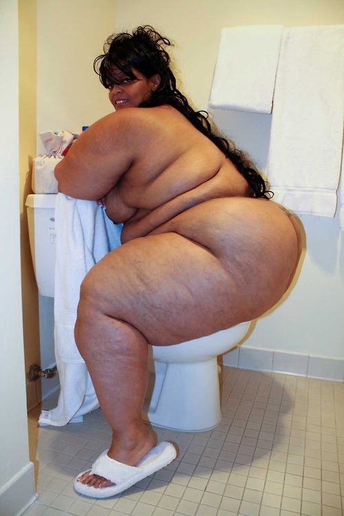vinny2007:  heavyssbbw:  xxlgirls:  More than a woman. http://bit.ly/1rBdKAb  She’s