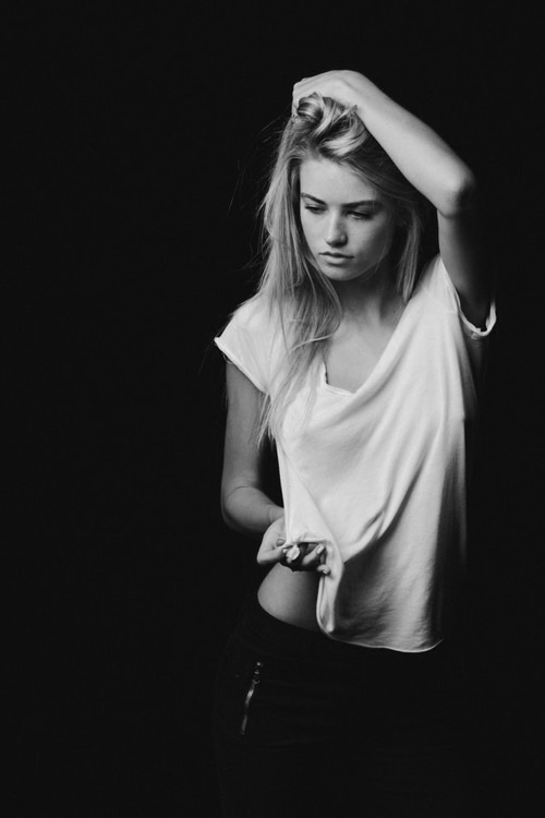 lipstick-lesbian:  ♀♡♀ 