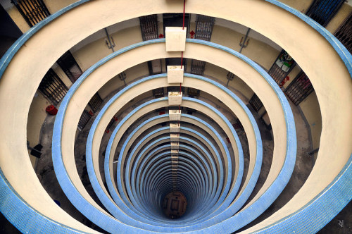 thekhooll:  Vertical Horizon Romain Jacquet-Lagrèze