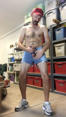 stacheman76:  Short shorts 