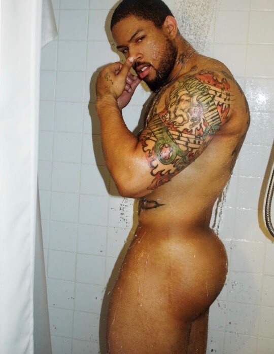 loinclothhoes:  🍑🍑👅
