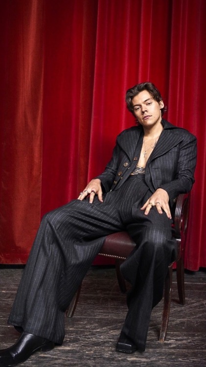 Harry Styles; Gucci Tailoring Campaign and cover of GQ Australia, May 2018
