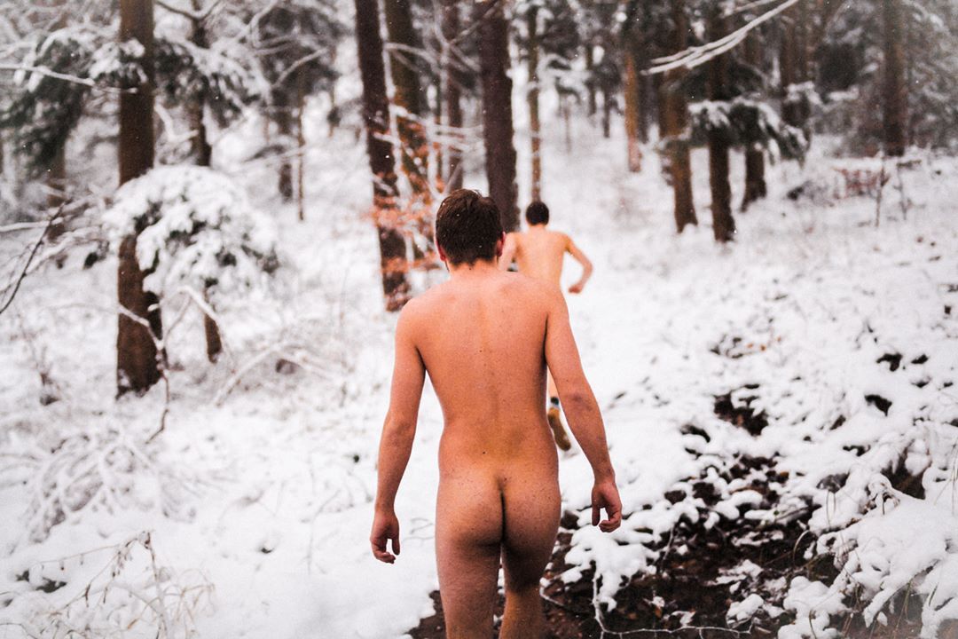 robinlangelier:  2015 #nude #nu #forest #snow #cold #roadtrip #travel #35mm #filmphoto