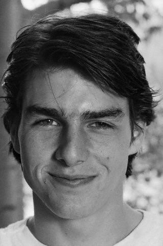 thomas-cruise:  some underrated photos of young tom cruise