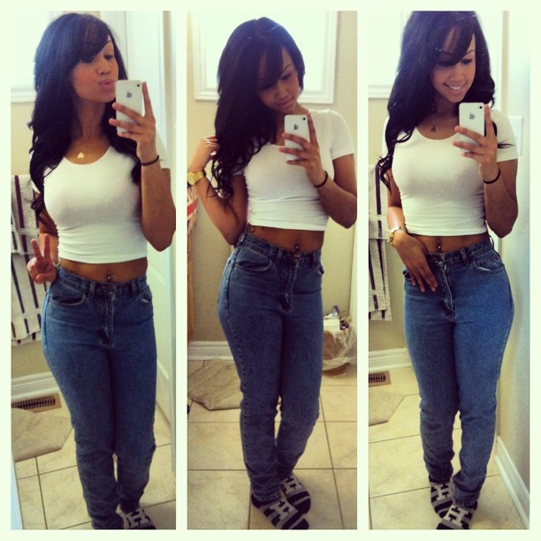  http://trvpgoldie.tumblr.com/ IG: Badassfleur Twitter: Trapitude  Real gorgeous