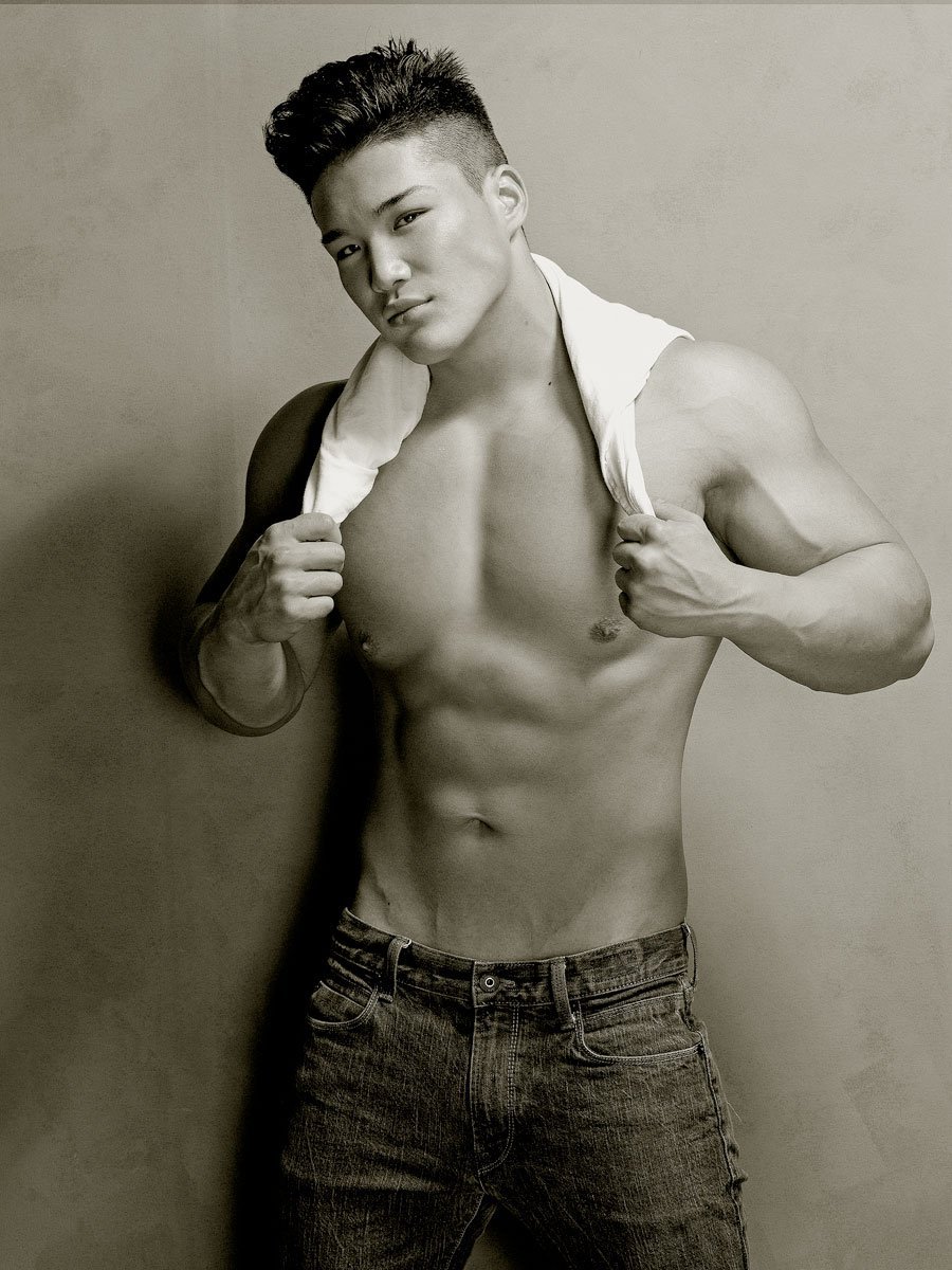 hotinjeans:  Khuslen Khan