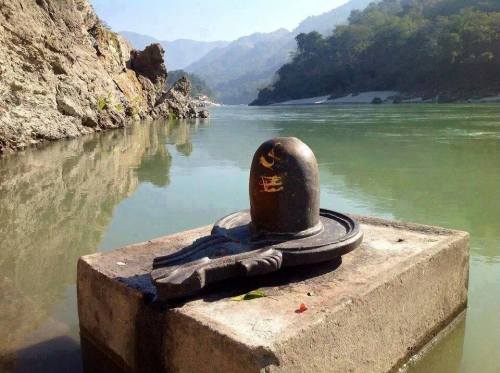 Shiva linga and Ganga