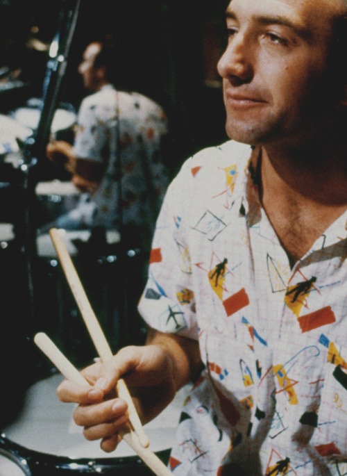 queenofindecision:011/??? john deacon close ups