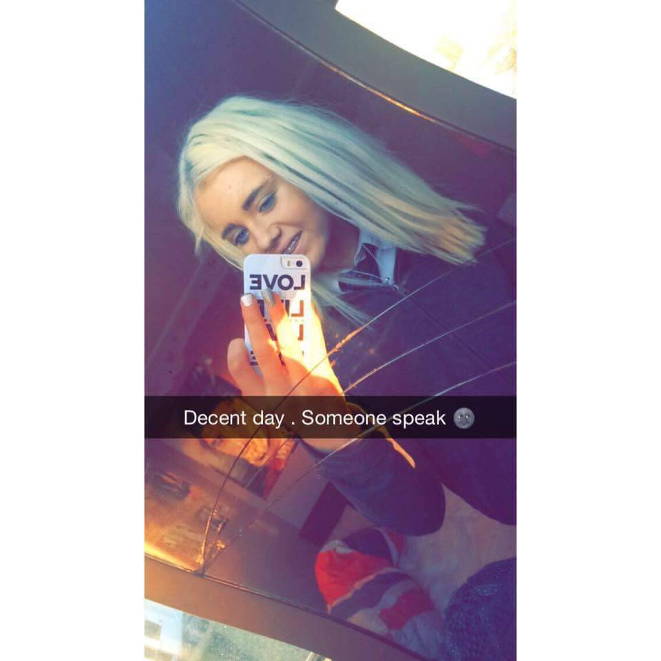 chavnextdoor:  Demi