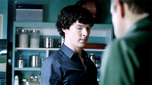 sherlock-undercover:Sherlock : closing in on John