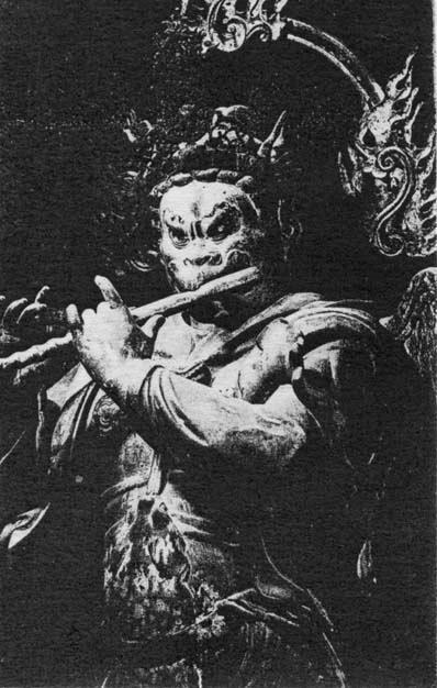 Karura 迦楼羅 Sanskrit = Garuḍa (the Devourer)