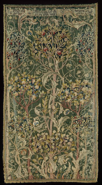 heaveninawildflower:  Portière made by Morris & Co (1892–93). ‘Oak' green silk damask embroidered with silk (one of four). Designed by William Morris (1834–1896) and embroidered by May Morris (1862–1938). Text reads ‘Lo silken my
